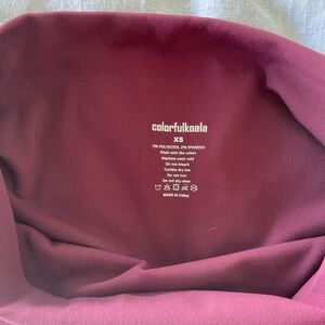 New XS Colorfulkoala leggings maroon